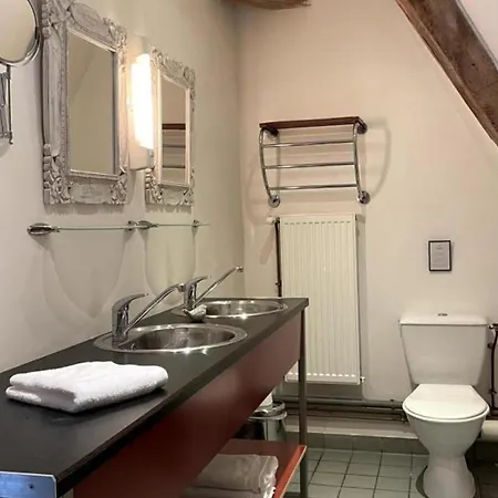 Tatil Evi Chateau De Souvigny: Detente Avec Piscine, Jacuzzi, Volley & Plus - Fr-1-489-510