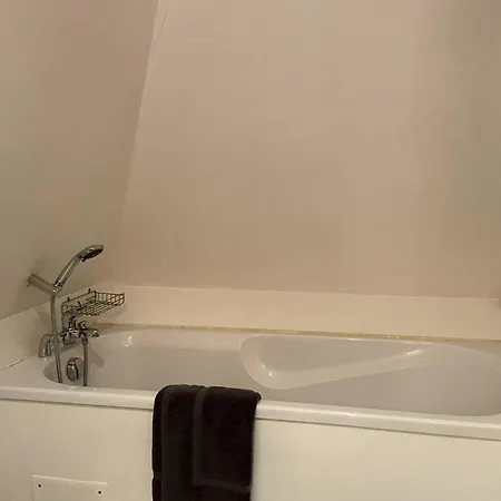 Feriehus Chateau De Souvigny: Detente Avec Piscine, Jacuzzi, Volley & Plus - Fr-1-489-510